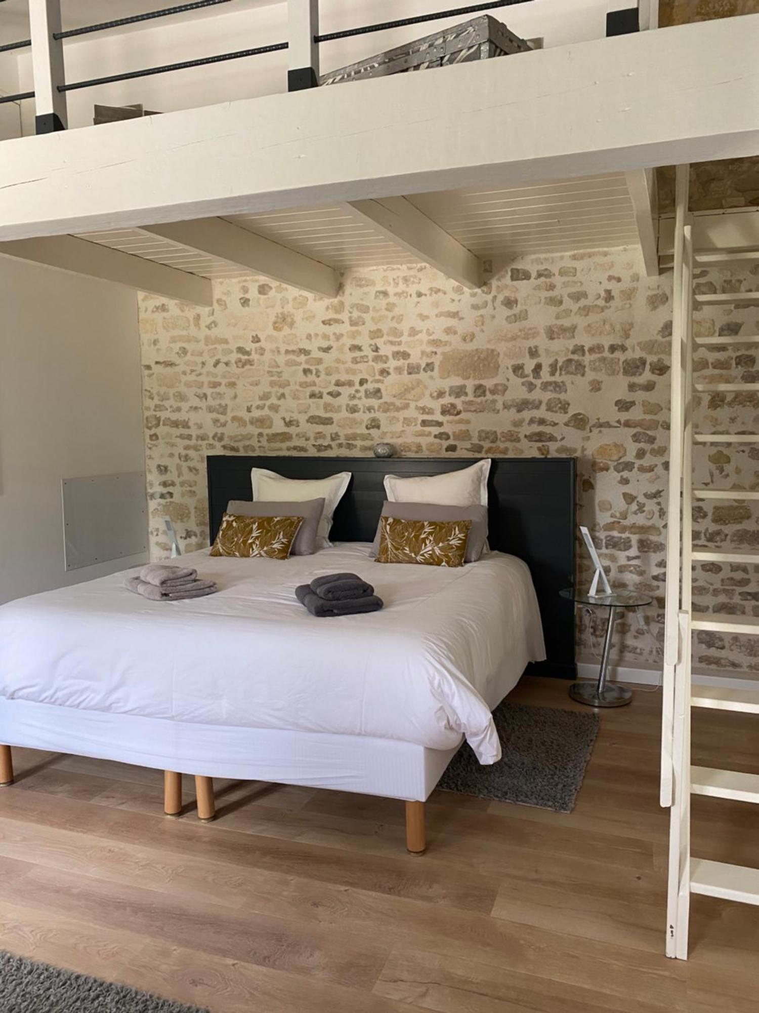 La Chaumeauniere Bed & Breakfast Aigrefeuille-d'Aunis Ngoại thất bức ảnh